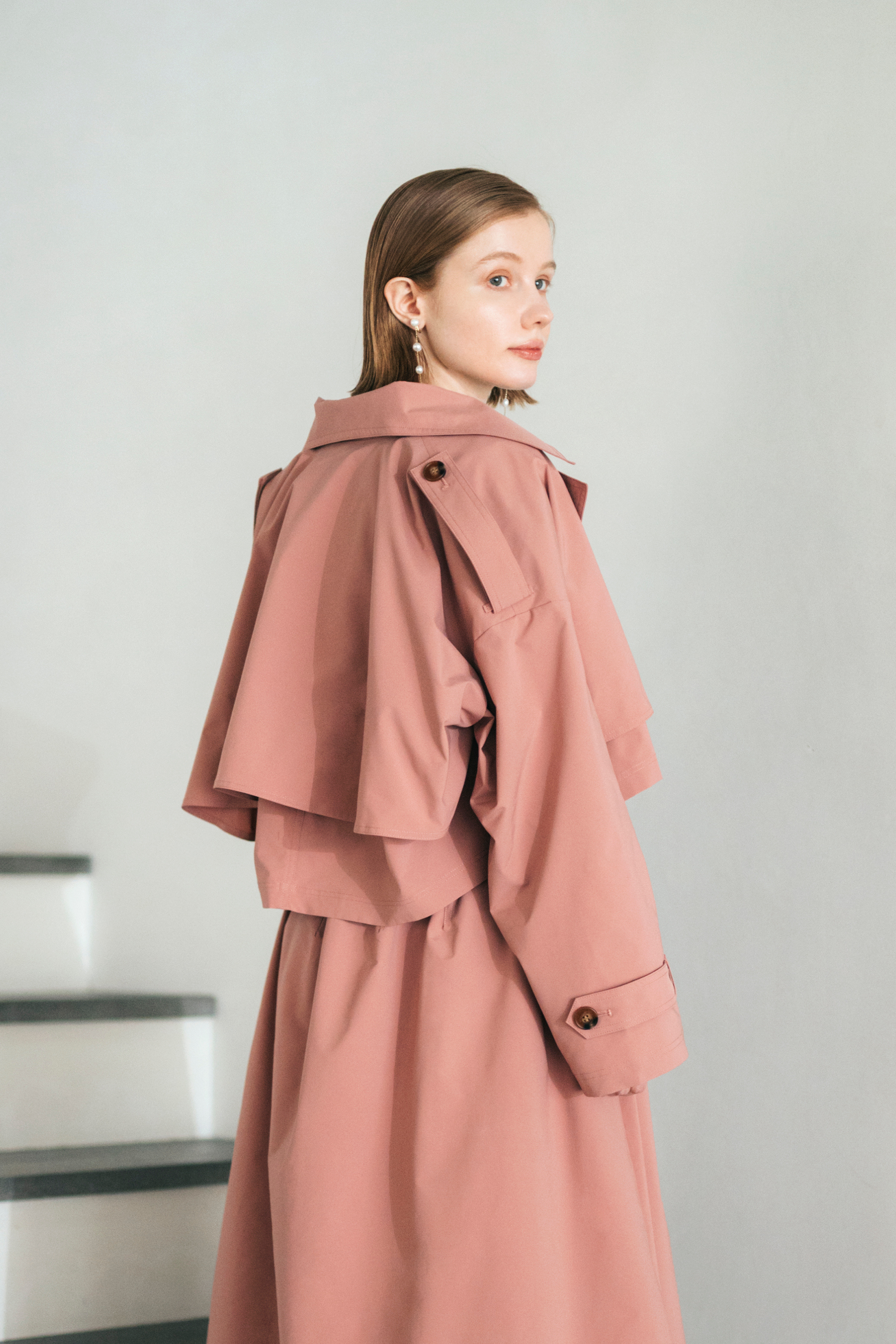 Light Short Trench – Lil Ambition
